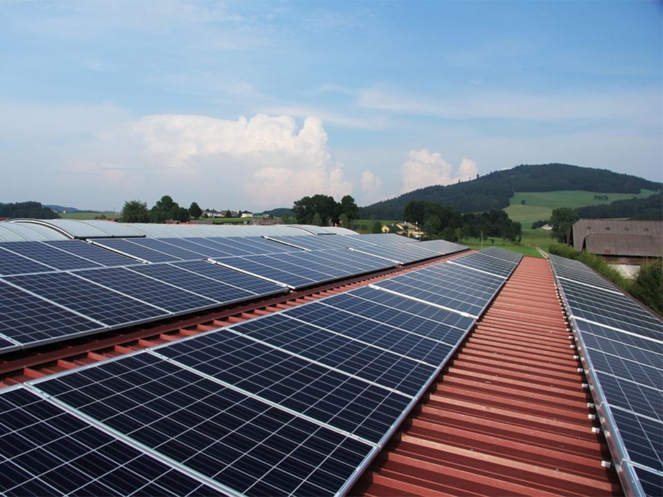 Oggi più che mai è di stretta attualità il tema dell’ecologico e del risparmio energetico...